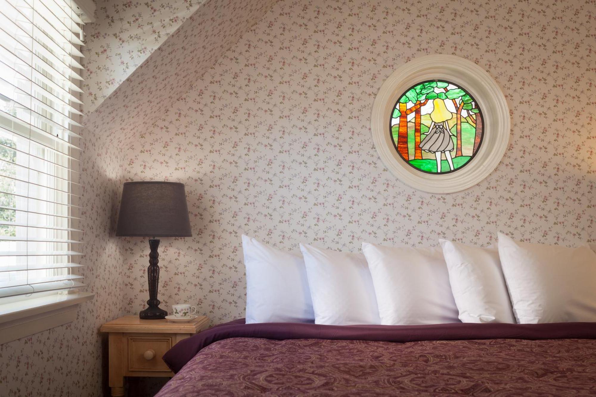 Cheshire Cat Inn & Cottages Санта-Барбара Экстерьер фото